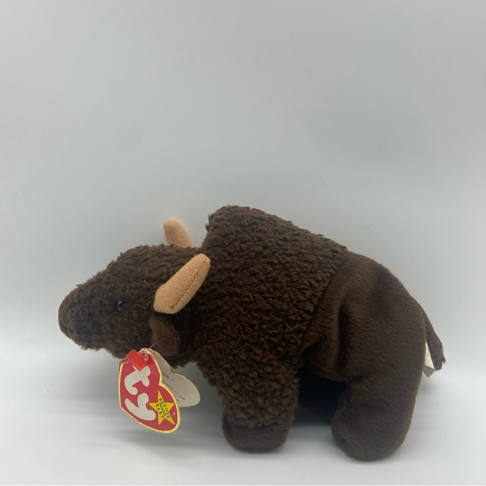 RARE Ty Beanie Baby: (Retired) 1998 Roam the Buffalo Plush Stuffed Animal W/ Tag
